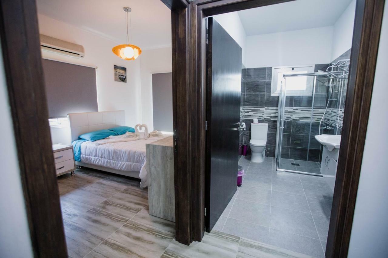 Twins Apartments Kato Pyrgos Exterior photo